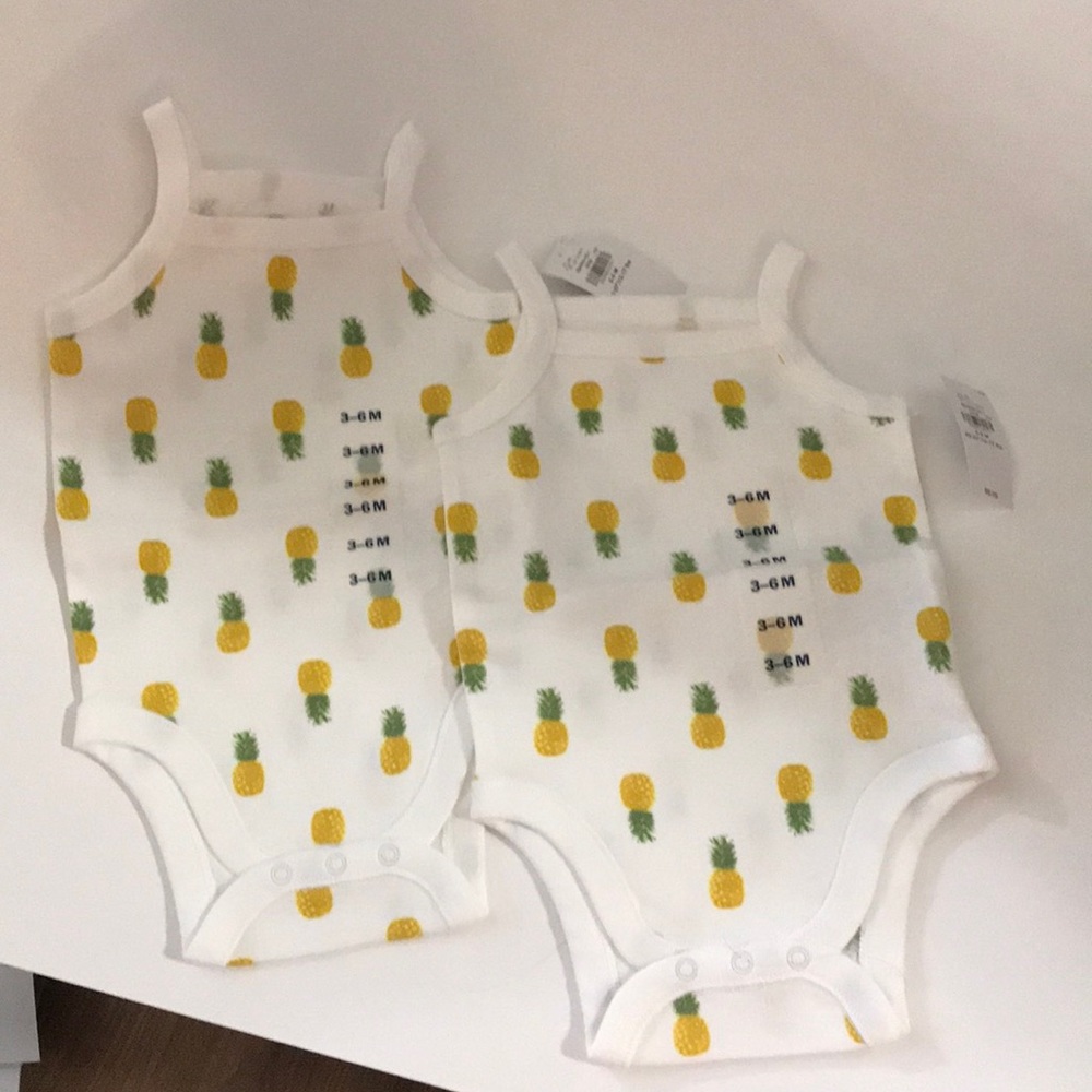 Old Navy Girl’s (Baby) Pineapple Onesies Size 3-6 Months/Bundle of 2